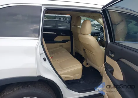 2019 Toyota Highlander Xle from USA, damaged, VIN 5TDJZRFH1KS567376